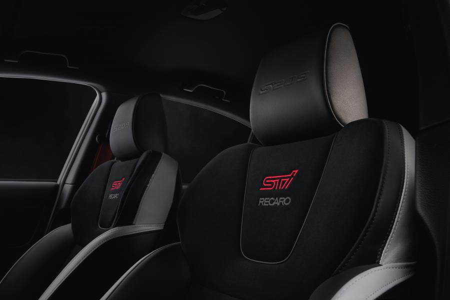 Интерьер Subaru WRX STI S209 2019 года  (NA) (фото 43 из 44)